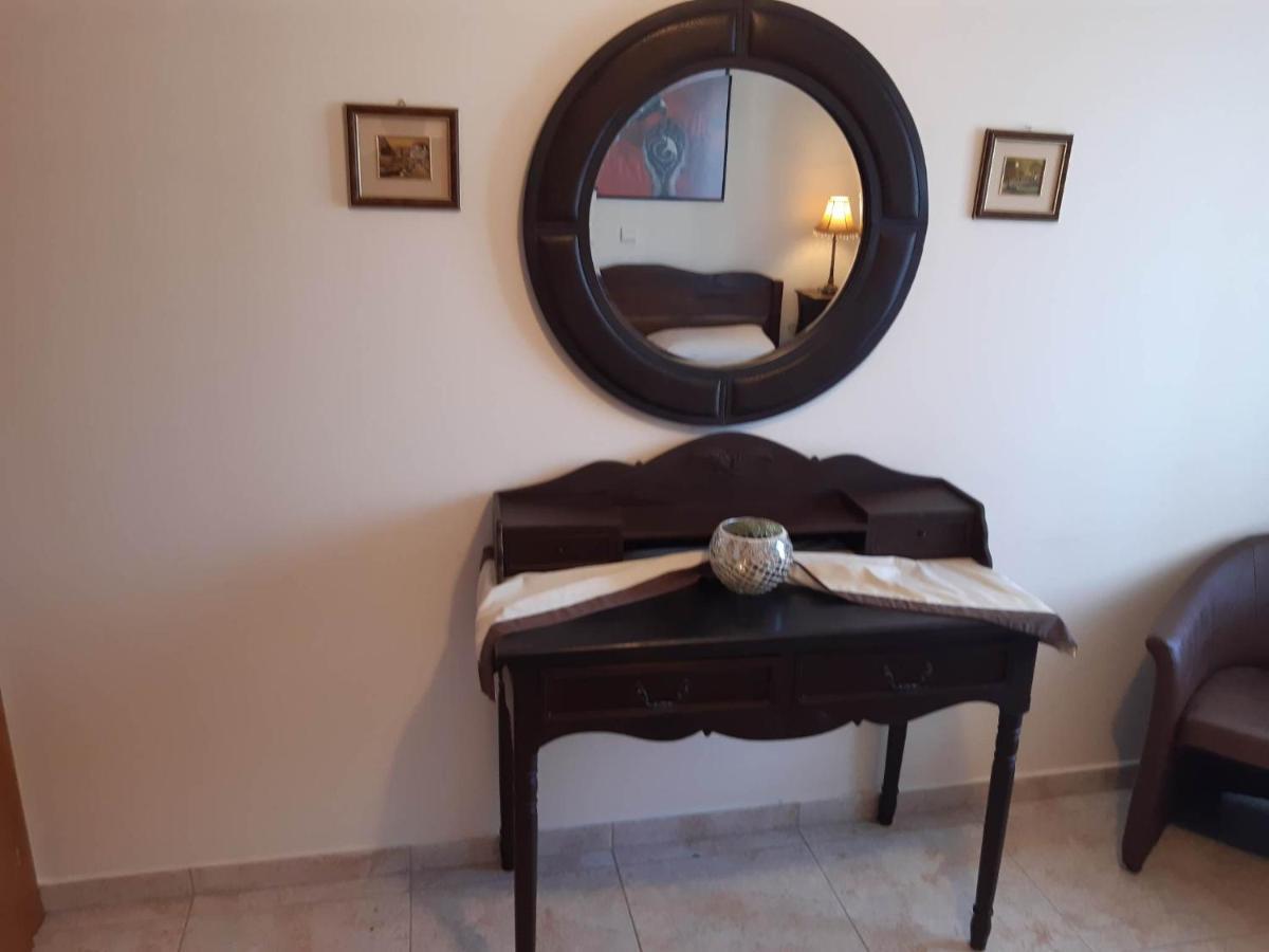 Eclectic Living {Free Parking} Apartment Thessaloníki Ngoại thất bức ảnh